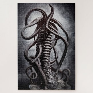 Creepy Statue of an Ancient Alien Entity