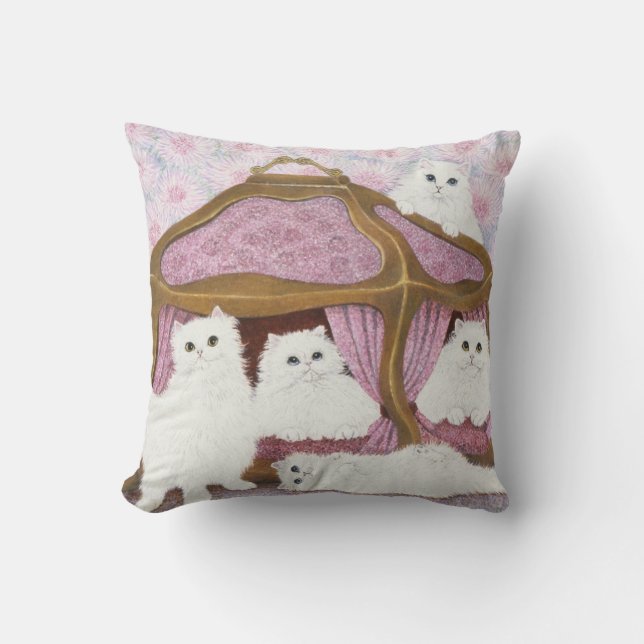 Creme de la creme cushion (Front)