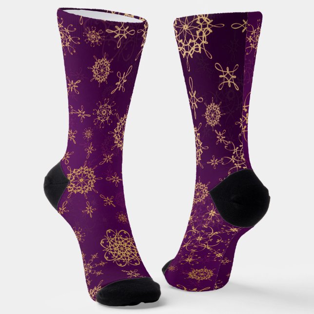 Crew Socks-Classic Paisley Elegance Socks (Angled)