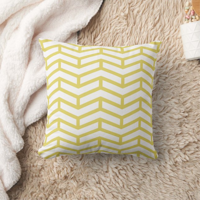Crisp Sharp Opposing Arrows Chevron White Yellow Cushion (Blanket)