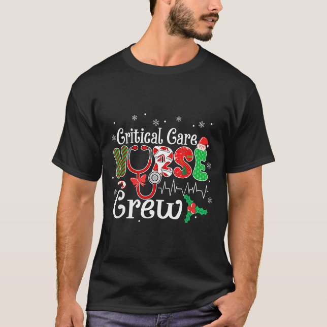 Critical Care Nurse Crew Stethoscope Santa Hat Chr T-Shirt (Front)