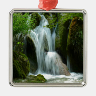 croatia-780 metal tree decoration