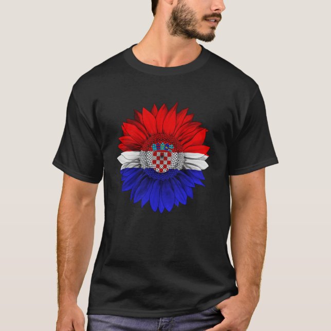 Croatia Flag Sunflower Croat Roots Proud Patriotic T-Shirt (Front)