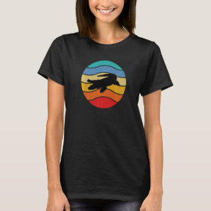 Crocodile Alligator Retro Sunset Cute Reptile Mum T-Shirt