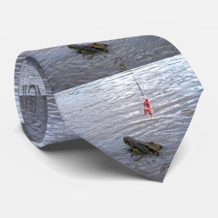 Crocodile Feeding Time, Tie