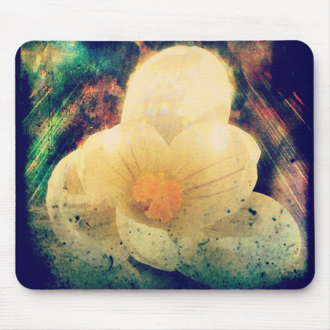 Crocus Grunge Mouse Mat (Front)