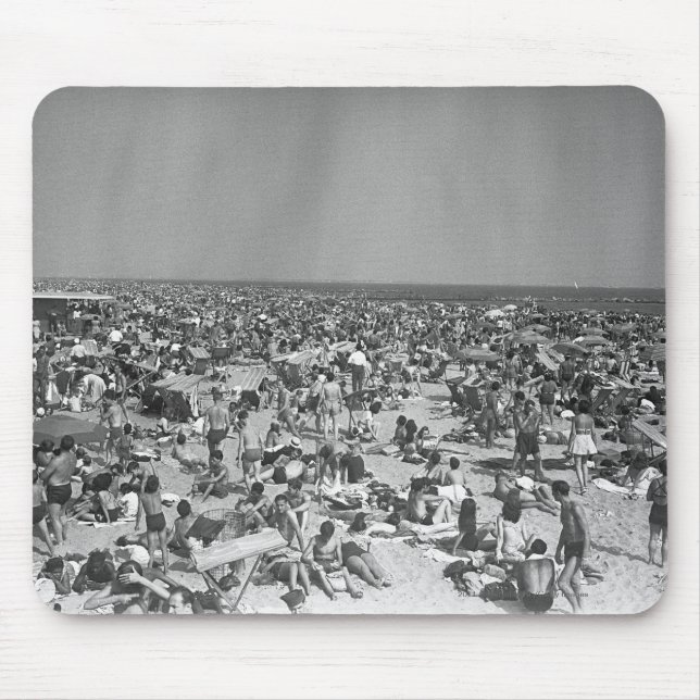 Crowd of people on beach B&W elevated view Mouse Mat (Front)