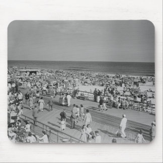 Crowd on Beach Mouse Mat
