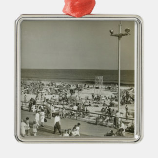 Crowded Beach Metal Tree Decoration