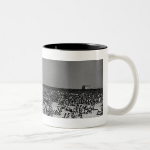 Crowded beach Two-Tone coffee mug