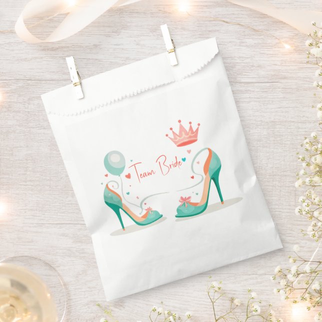 Crown and High Heels – Glamourous Pink & Mint Them Favour Bags (Clipped)