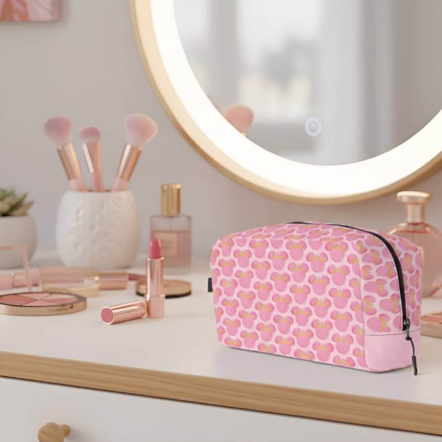 Crown Dopp Kit (Creator Uploaded)