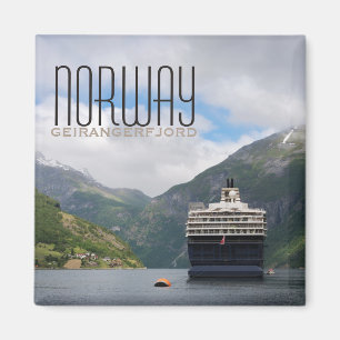 Cruise ship in Geirangerfjord text magnet