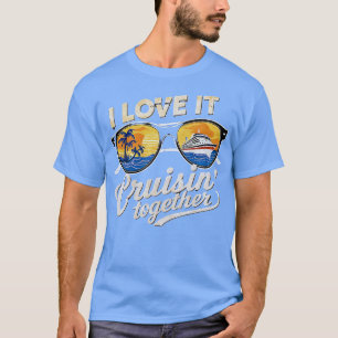 Cruise squad 2024 friends family couples outfits T-Shirt