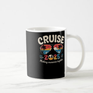 Cruise Squad 2025 – Retro Vacation Aesthetic For T Coffee Mug