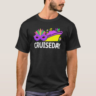 Cruiseday Mardi Gras Celebrations Parade Boat Fat T-Shirt
