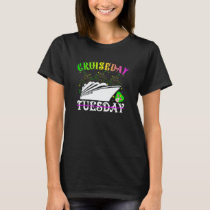 Cruiseday Mardi Gras Celebrations Parade Boat Fat  T-Shirt