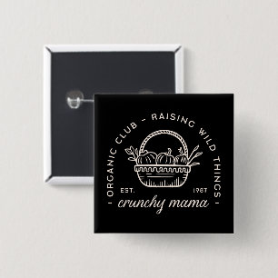 Crunchy mum sahm funny quotes retro vintage black 15 cm square badge