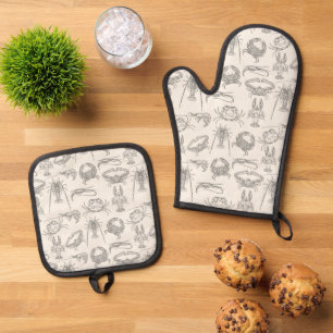 Crustacean Core Aesthetic Black and white Oven Mitt & Pot Holder Set
