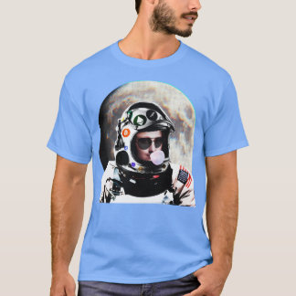Crypto Astronaut Moona Lisa glitch aesthetics T-Shirt