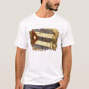 CUBA, Havana. Mosaic puzzle of the cuban flag in T-Shirt