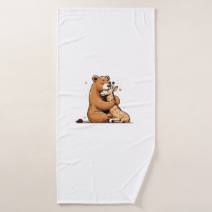 Cuddling Bear And Giraffe In Love. Bath Towel