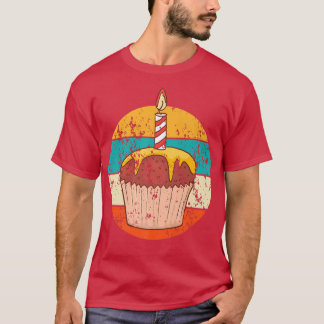 Cupcake Baking Baker Bakery Cake Vintage Retro   1 T-Shirt
