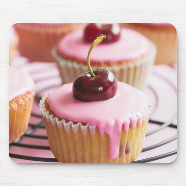 cupcakes mouse mat (Front)