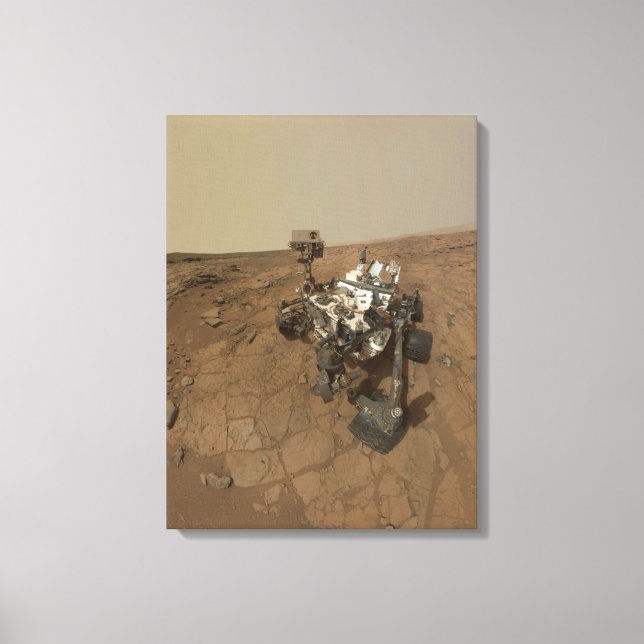 Curiosity Rover On The Surface Of Mars. Canvas Print (Front)