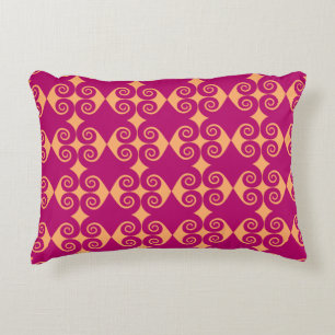 Curly Diamond Pattern Decorative Cushion