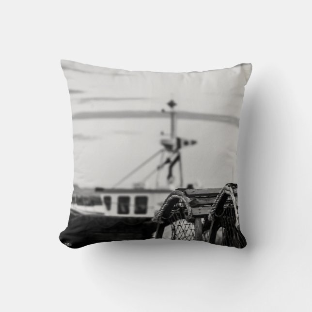 Cushion photo fishing vessel (Front)