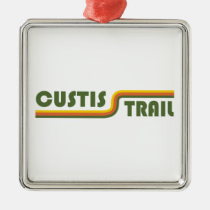 Custis Trail Metal Tree Decoration