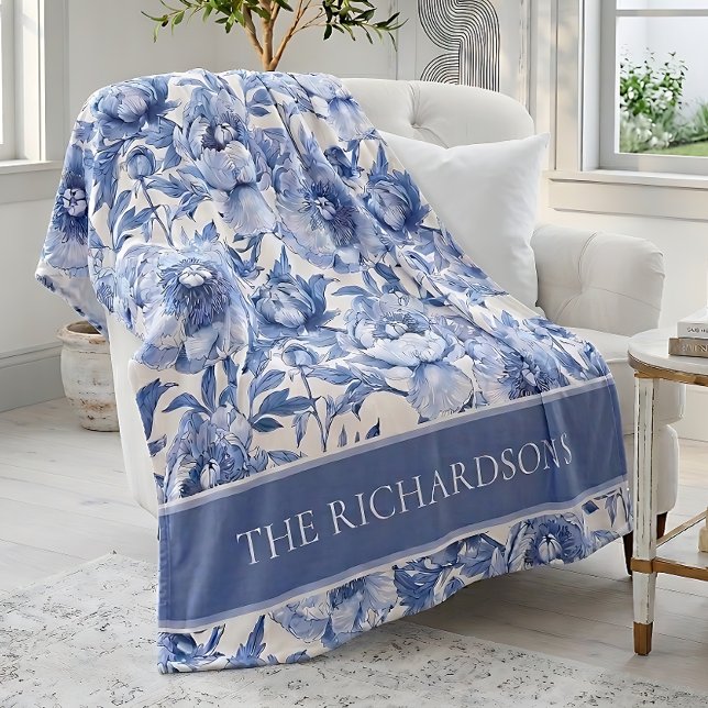 Custom Blue and White Chinoiserie Floral Pattern Fleece Blanket (Custom Blue and White Chinoiserie Floral Pattern Fleece Blanket)
