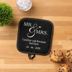 Custom Chic Mr. And Mrs. Couple Names Pot Holder