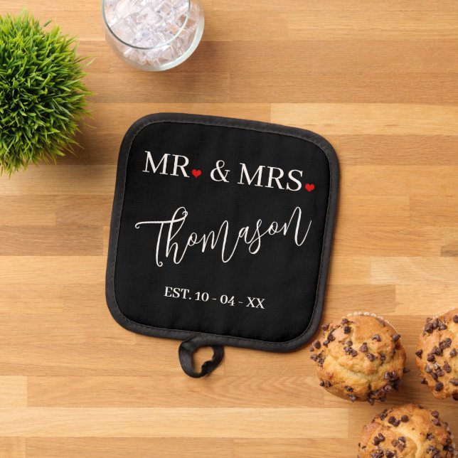 Custom Chic Mr. And Mrs. Last Name And Hearts Pot Holder (Top Down)