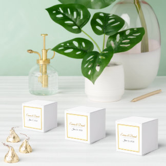 Custom Elegant Minimalist Wedding Names & Date  Favour Box