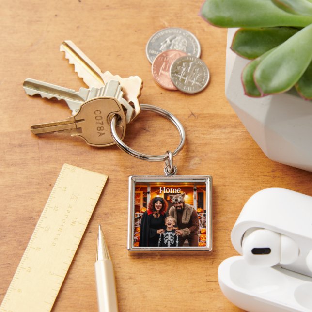 Custom Family Portrait Personalised Key Ring (Desk)