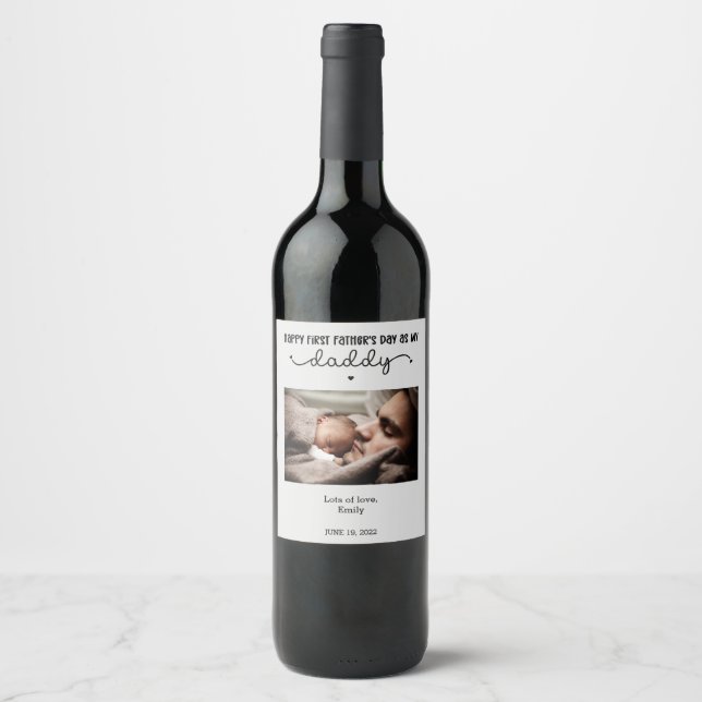 Custom First Father's Day Cute Minimalist Photo Wine Label (Front)