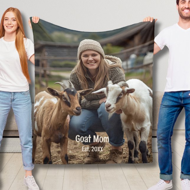 Custom Goat Mum Fleece Blanket Christmas Gift Idea (Creator Uploaded)