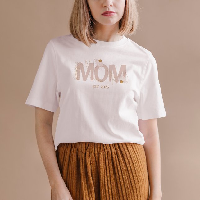 Custom MOM Floral Mother’s Day Baby Shower Gift  T-Shirt (Creator Uploaded)
