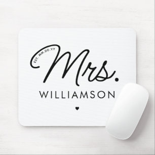 Custom Mrs. Est. Modern Elegant Script Newlywed Mouse Mat