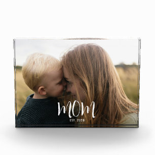 Custom Mum Established Modern Script Photo Block