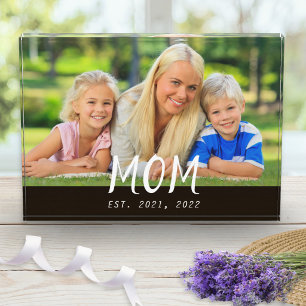 Custom Mum Established Modern Script Photo Block