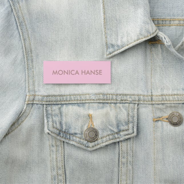 Custom name girly pink name tag (In Situ)