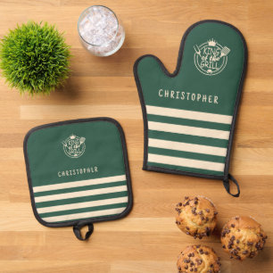Custom Name King of the Grill Green Oven Mitt & Pot Holder Set