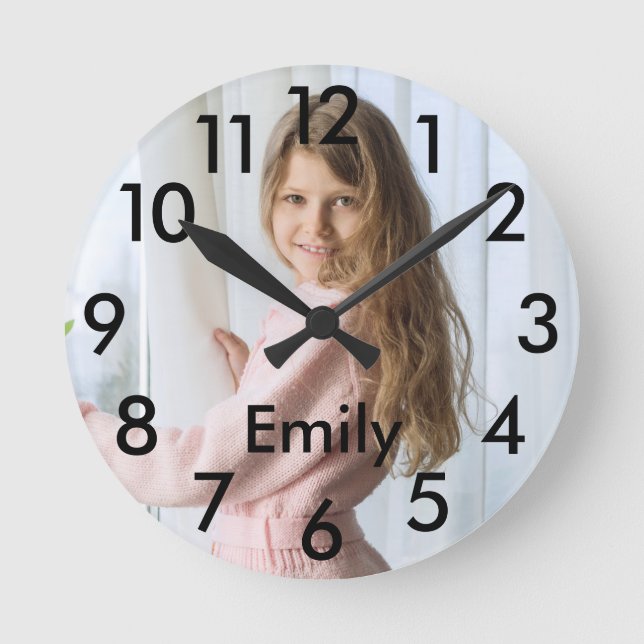 Custom Photo And Name Modern Round Clock (Front)