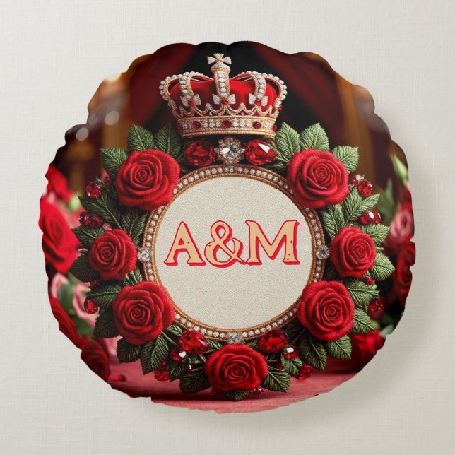 👑 Custom Rose Crown Monogram Name Gift for Her 🌹 Round Cushion (Front)