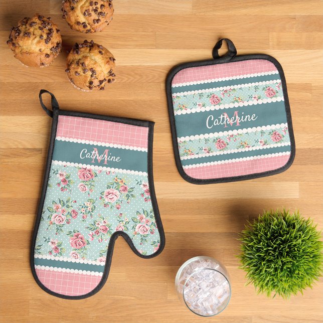 Custom Shabby Chic Pink Roses On White Polka Dots  Oven Mitt & Pot Holder Set (Creator Uploaded)