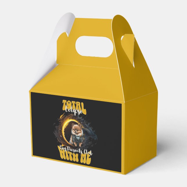 Customisable Date Total Eclipse Dog Parents' club Favour Box (Front Side)