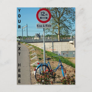 Customisable "kiss & ride" postcard